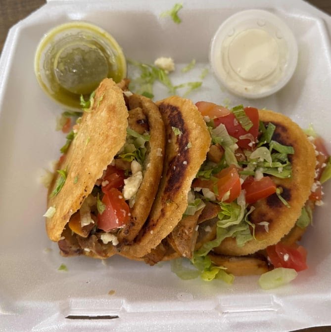 Tacos El Nopalito by null