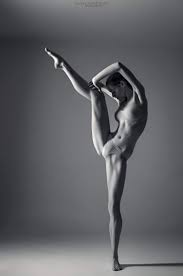 ballet Pose Nude|Ballet Dancers Pose Nude On New York City High Vantage Points | FREEYORK