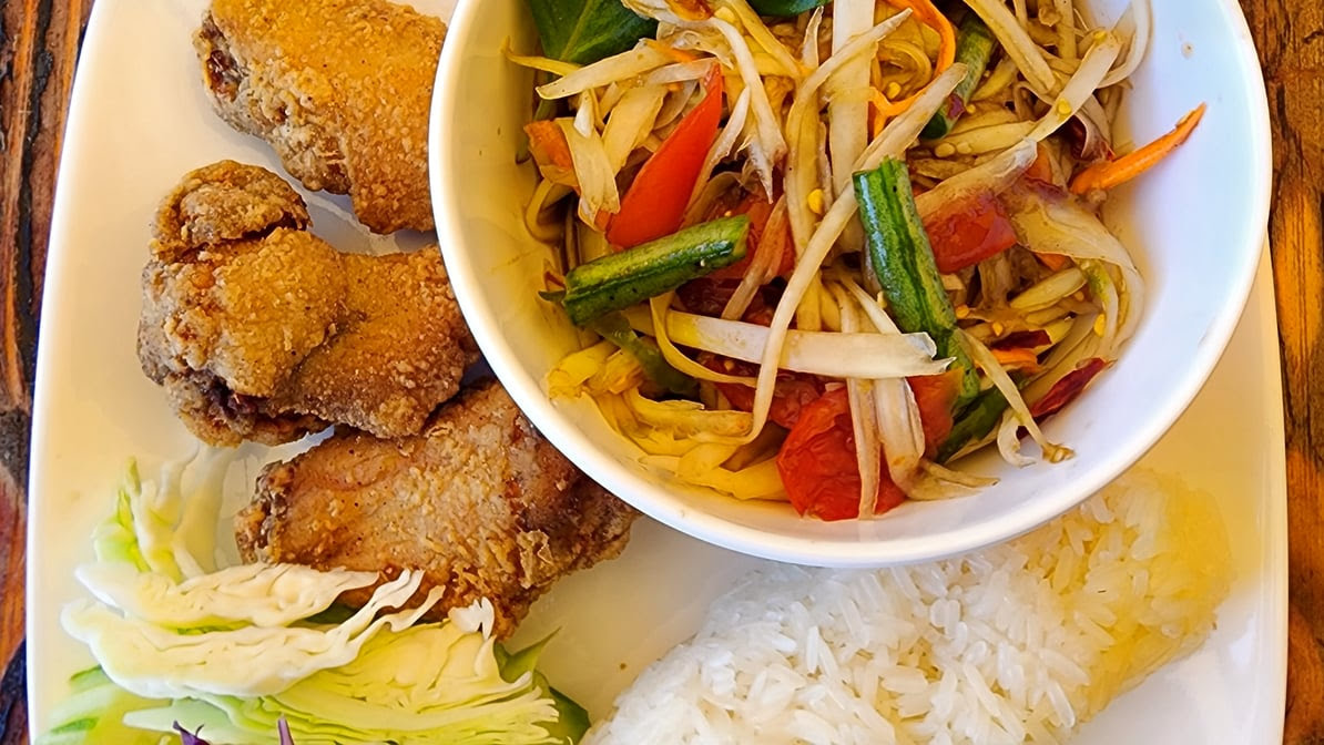 3lephant Noodle Shack by null