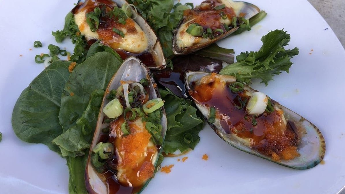 Wakame Sushi & Asian Bistro by null