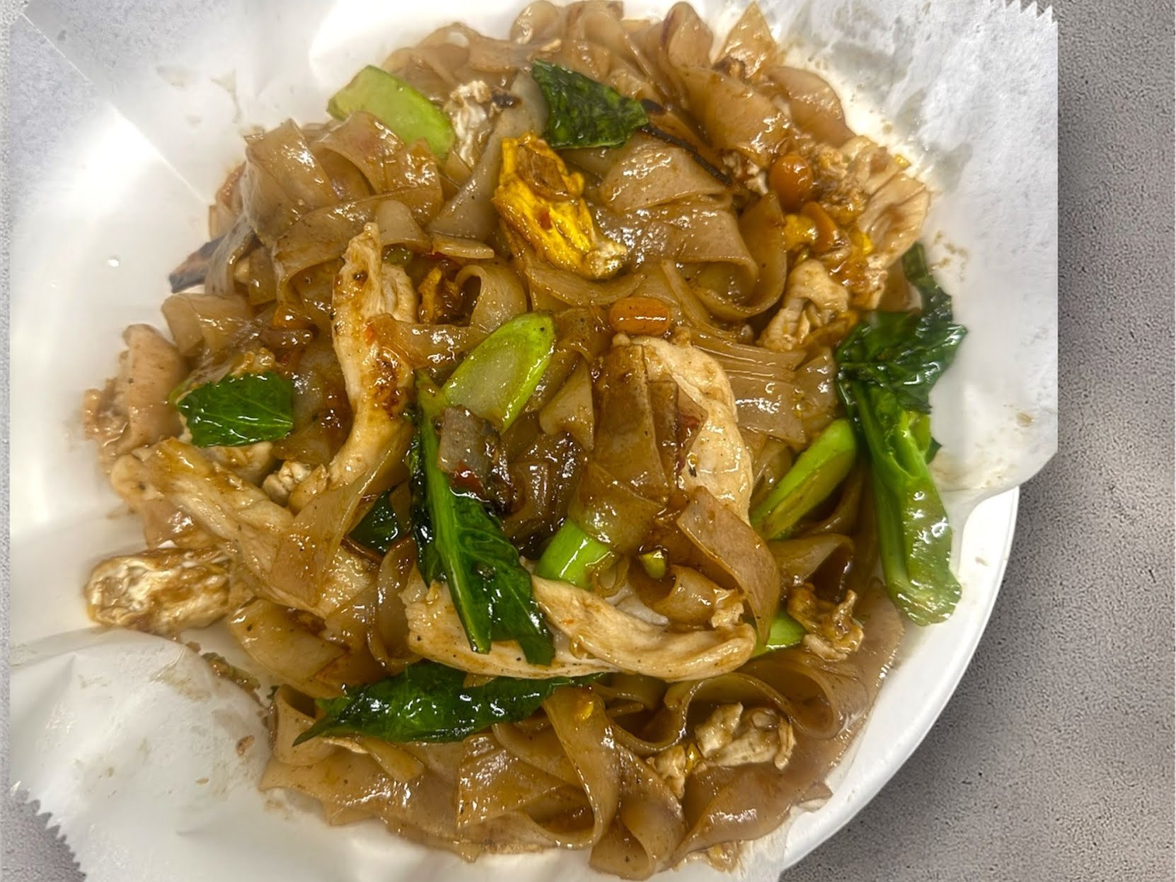 Aroy Ver Thai Bite the food truck by null