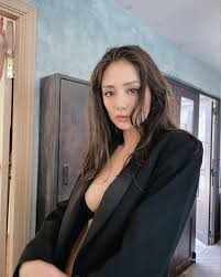 片山萌美  裸芯|Rashin《裸芯》MOEMI KATAYAMA 片山萌美