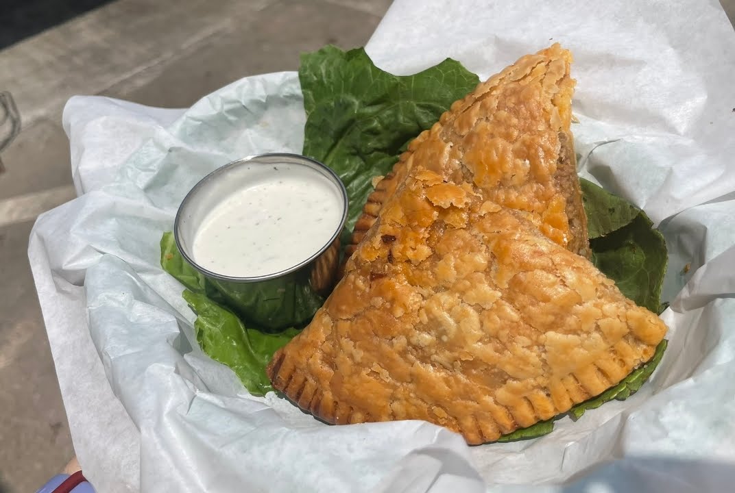 Lil' Easy Fine Cajun Food & Bar by null