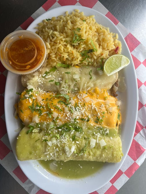 Antojitos las gemelas by null