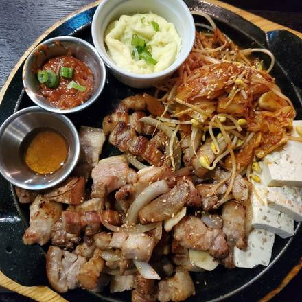 Midam Cafe & Bistro by null