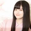 橋本環奈、幼少期の写真を公開 高橋由伸氏の応援パネルを持った姿 ...