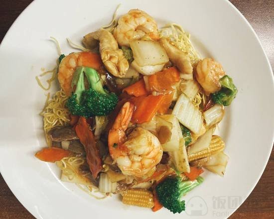 Plats de Pâtes Hong Mère by null