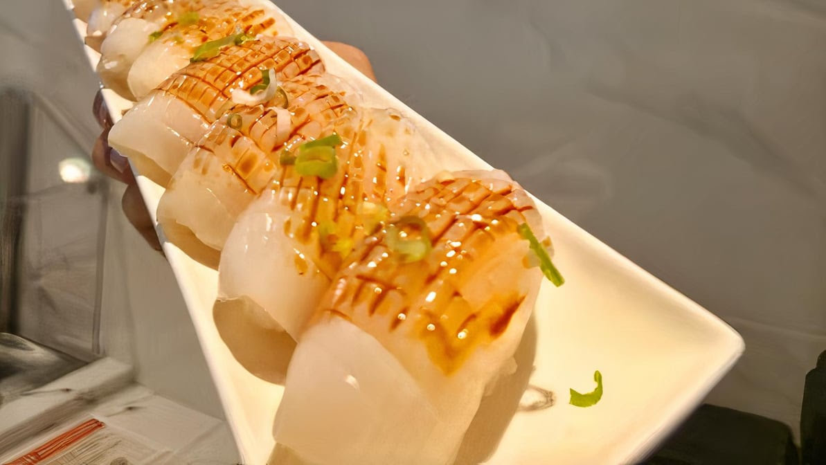 Umi Sushi by Weight Chicago by null