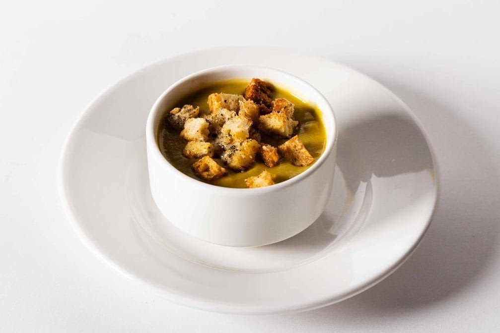 DJ's Great Room by null