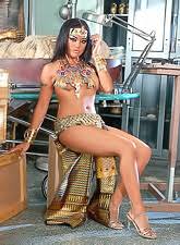 Zpybegndhgaaaa azrv bo pmknqrp jpg x Sexy cleopatra costume