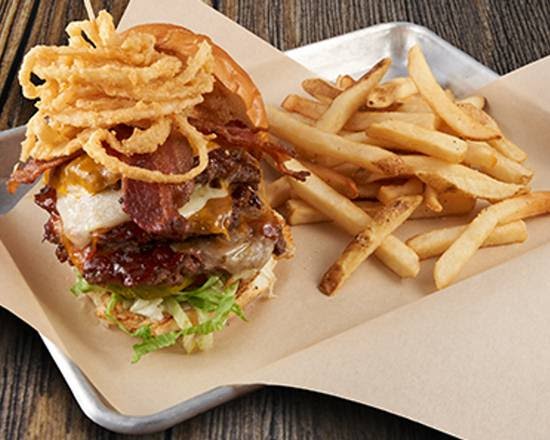 Brick House Tavern + Tap by null