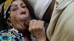 Granny blowjob porn pics pictoa jpg x Old granny blowjob
