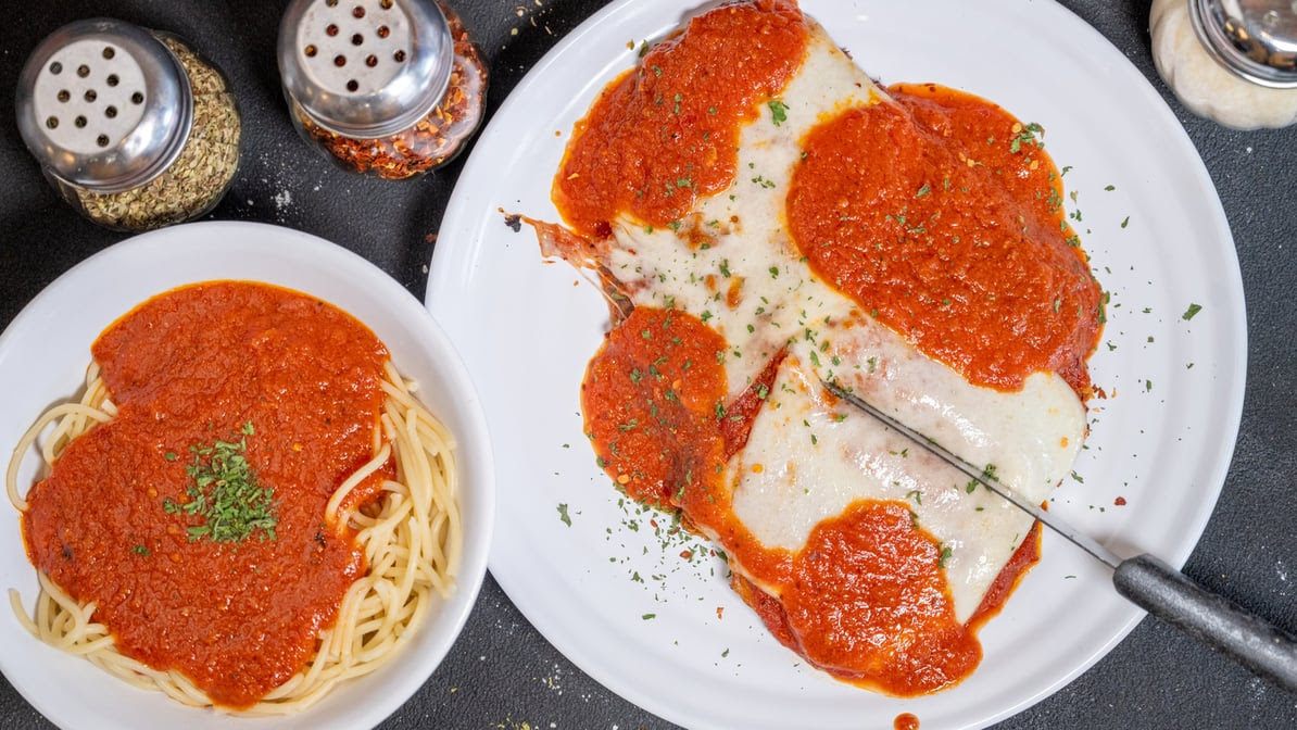 Luca's Pizzeria by null