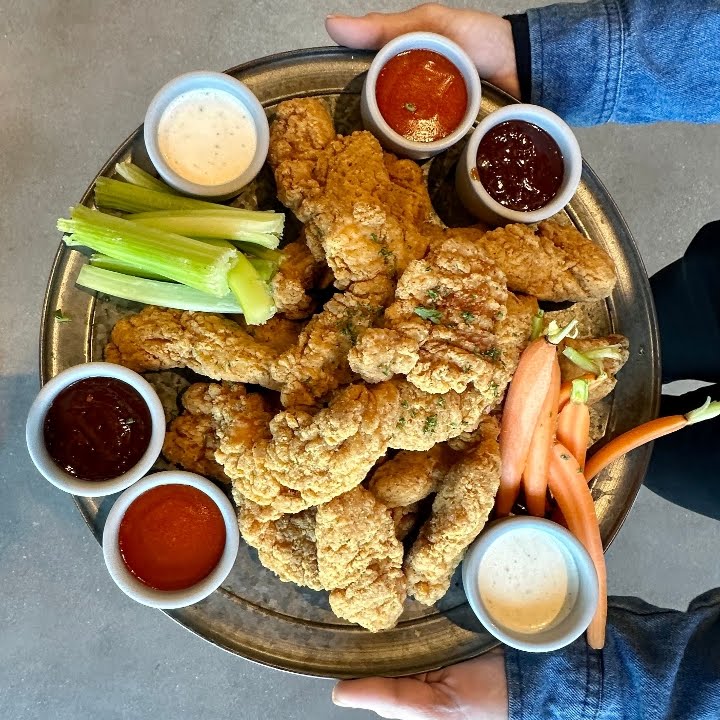 Skye Bar & Grill by null