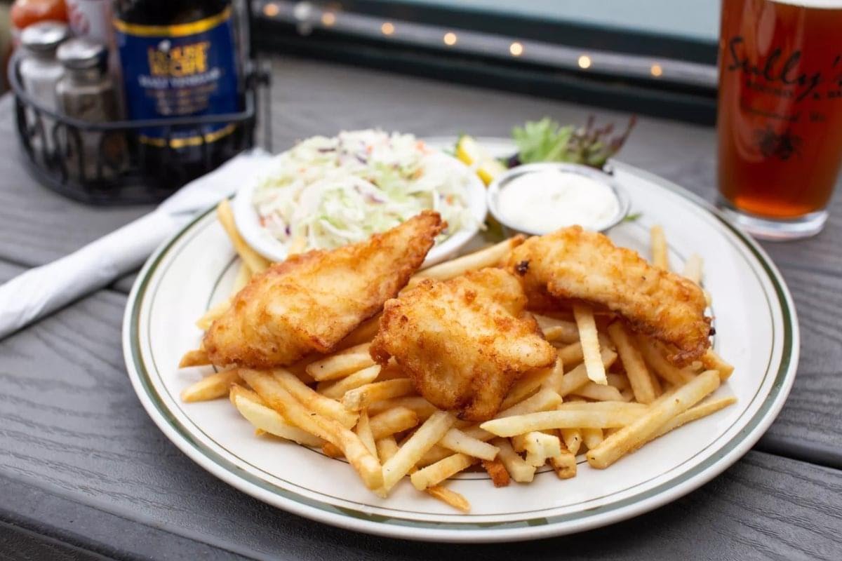 Sully's Bistro & Bar by null