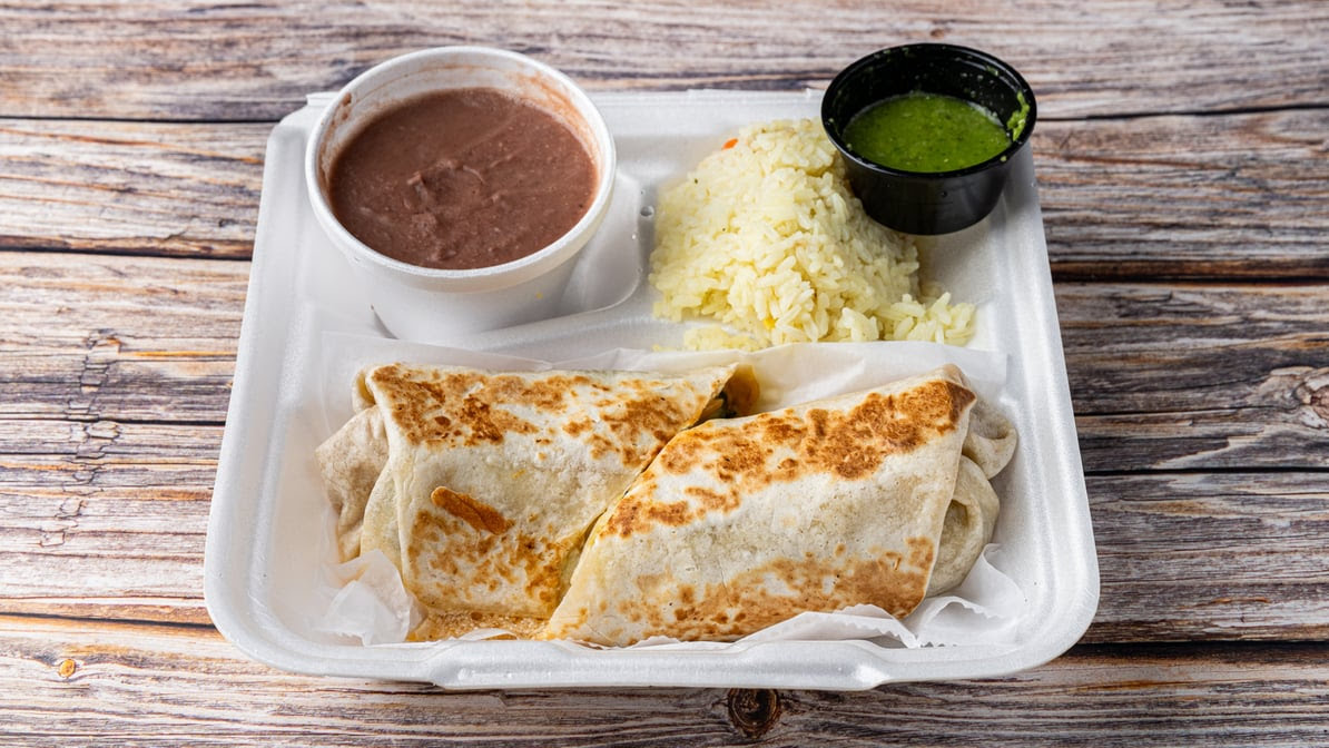 El Guanaco Taqueria Y Antojitos by null