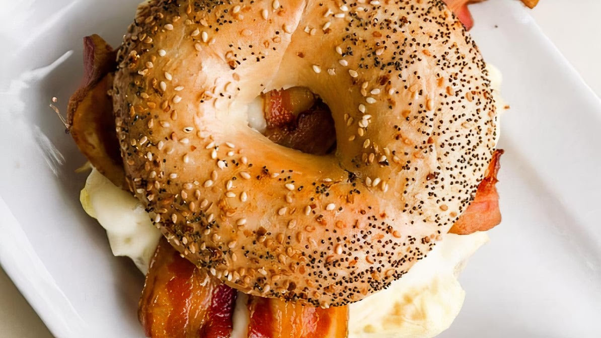 Eat This Café - Hollywood Brunch Spot: Breakfast, Lunch, Bottomless Mimosas by null