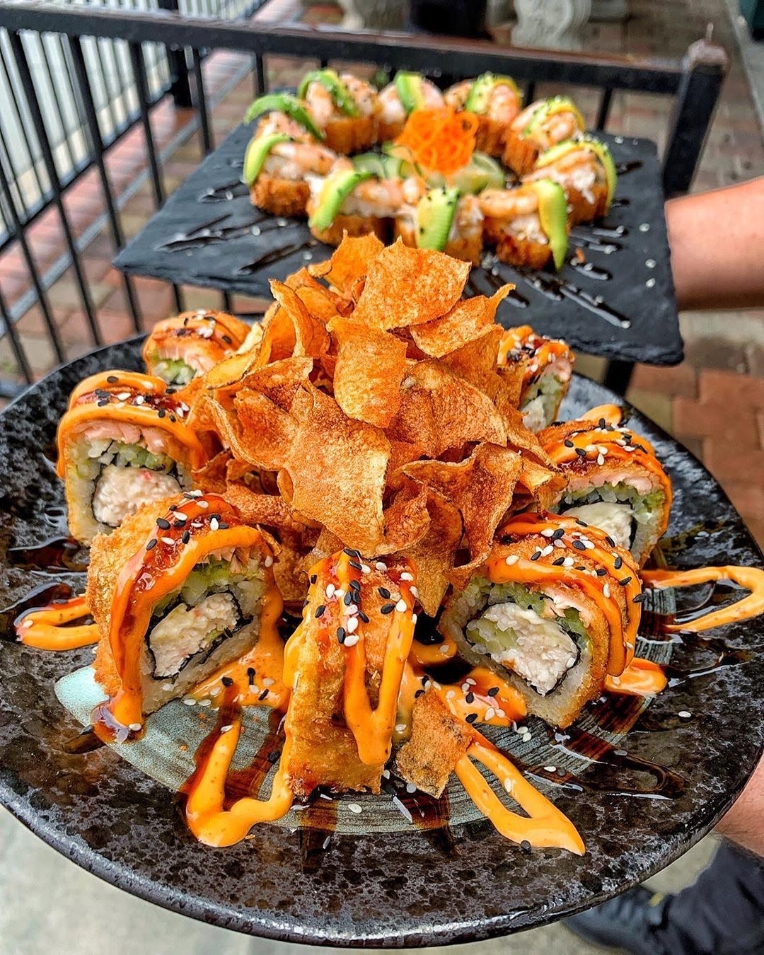 Emporio Sushi & Mariscos by null