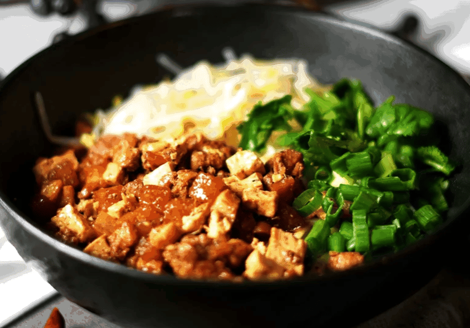 Qin West Noodle by null