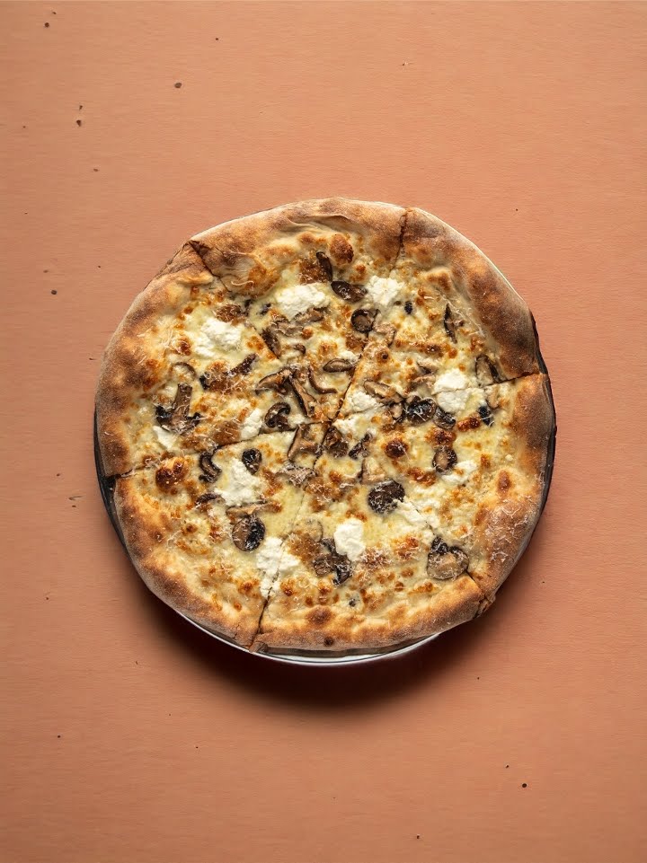 J&J Pizza by null