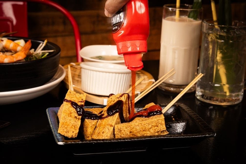 Bee's Vietnamese Street Food by null