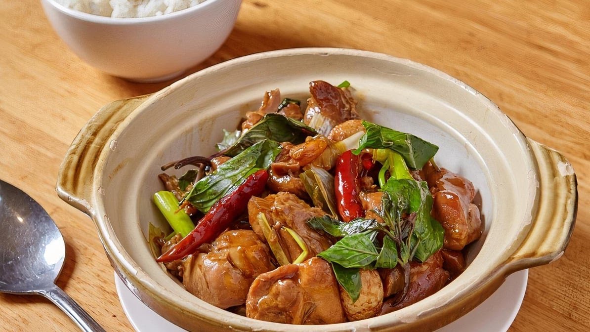 Pine and Crane Silverlake by null