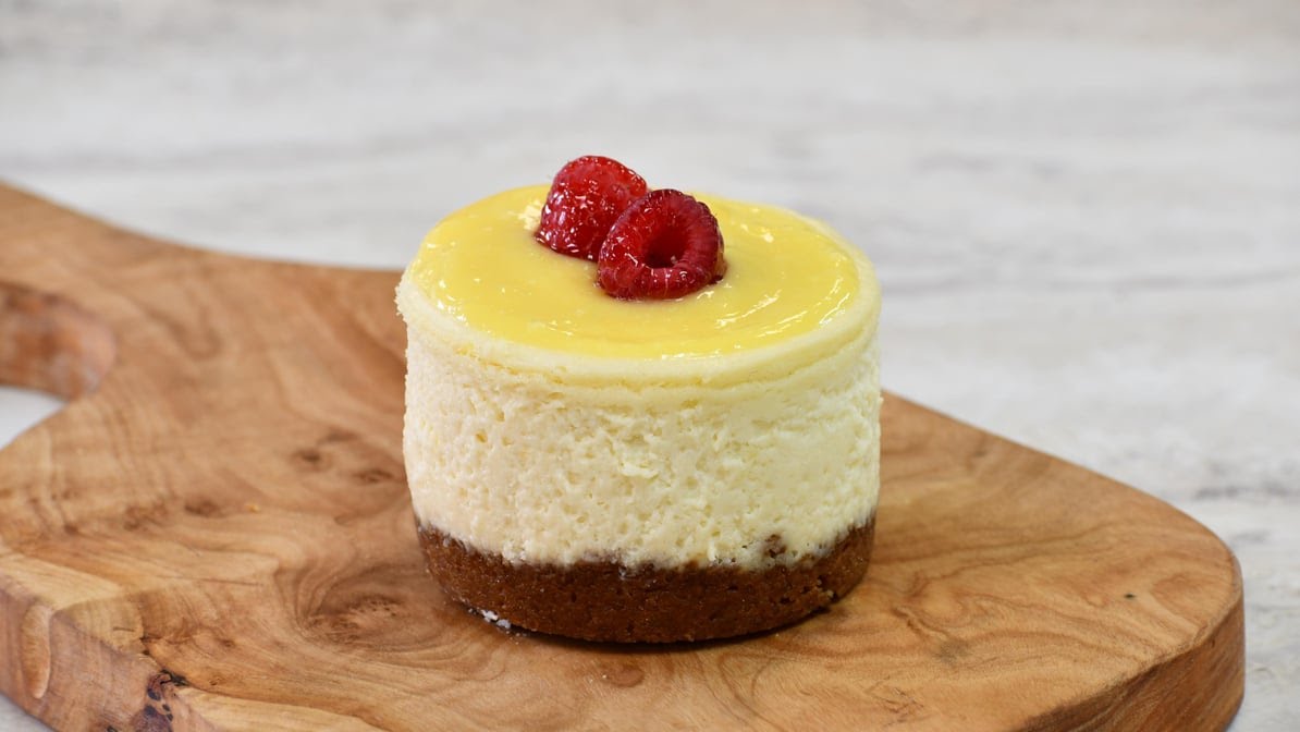 Crumble & Whisk by null