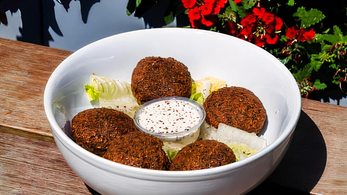 Zaytuna Mediterranean Cuisine (food truck) by null