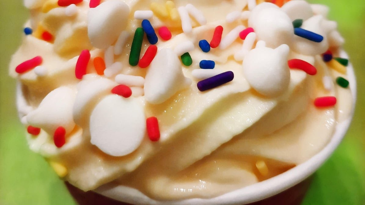 Menchie's Frozen Yogurt by null
