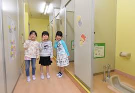 女子小学生厕所|低学年トイレ掃除 « 行方市立玉造小学校