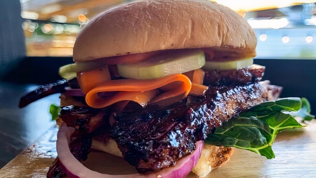 Hideaway on Lee by null