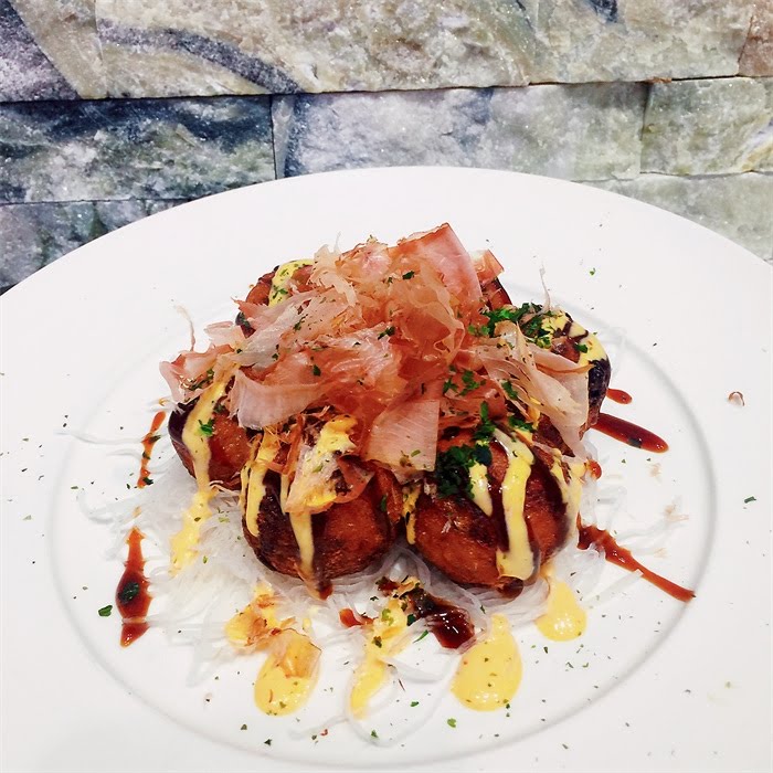 Ku Asian Bistro by null