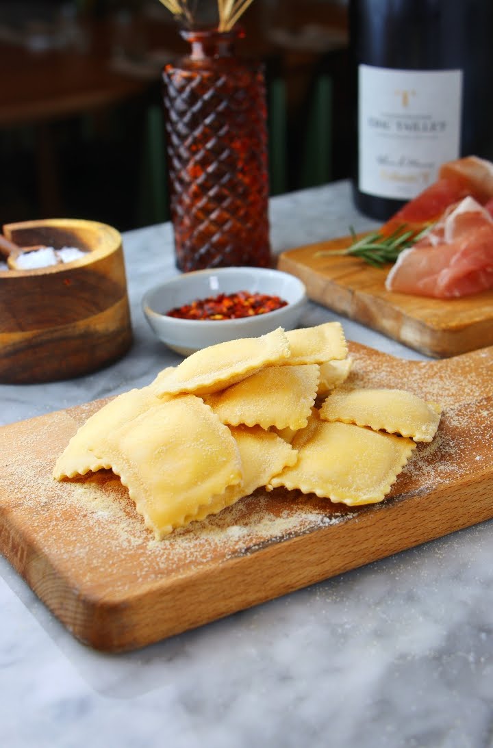 Luna Pasta e Dolci Take-Away by null