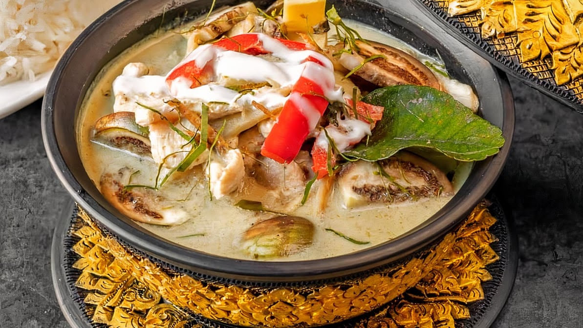Thai Food Near Me by null