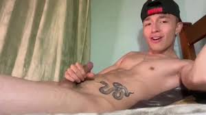 Two young latino boyhood buddies make a film shot of themselves gay porn video on bolatino jpg x Joven gay
