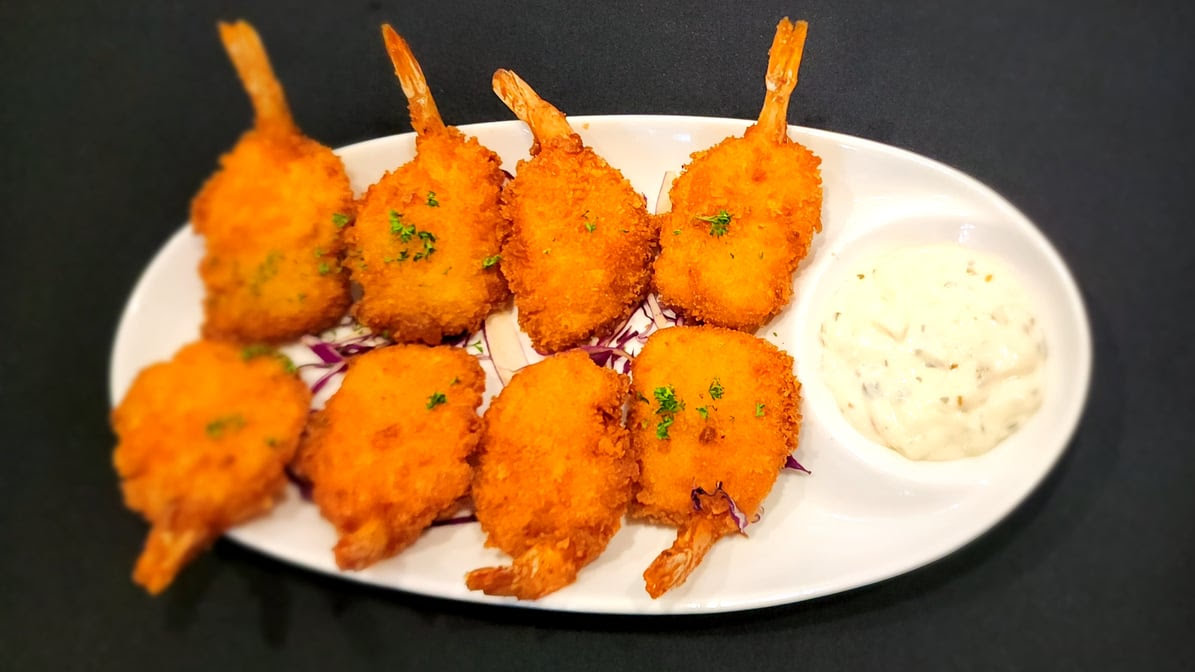 Yeti Sports Bar and Restaurant | Nepalese Indian Restaurant Berkeley by null