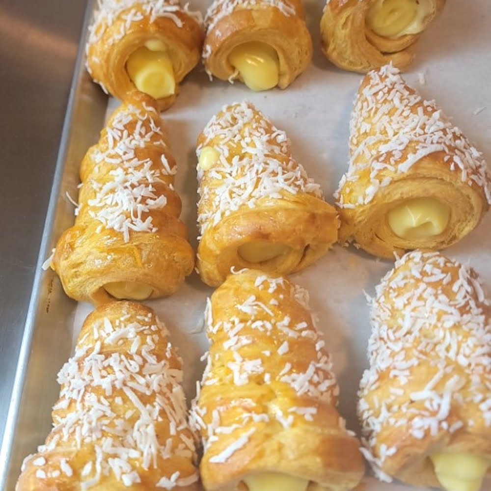 Papá Chuy's Bakery by null