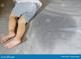 little girl pees|Two little Burmese girls pee on the sand Stock Photo - Alamy