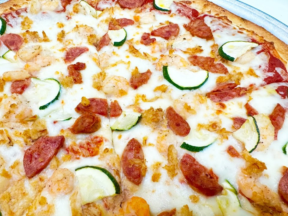 Mark Twain's Pizza Landing by null