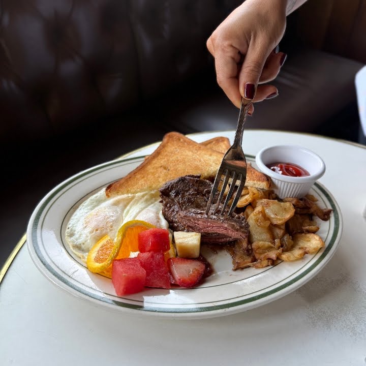 Elysian Cafe by null