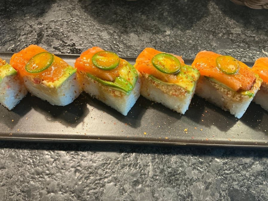 Mikan Sushi Bento by null