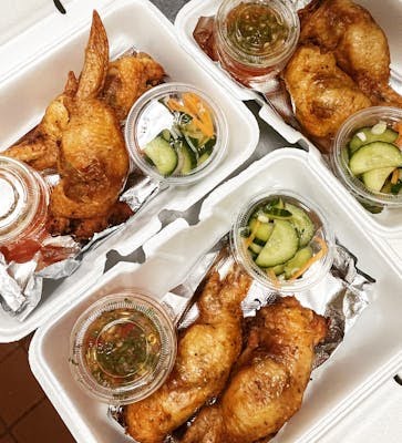 Snackboxe Bistro by null