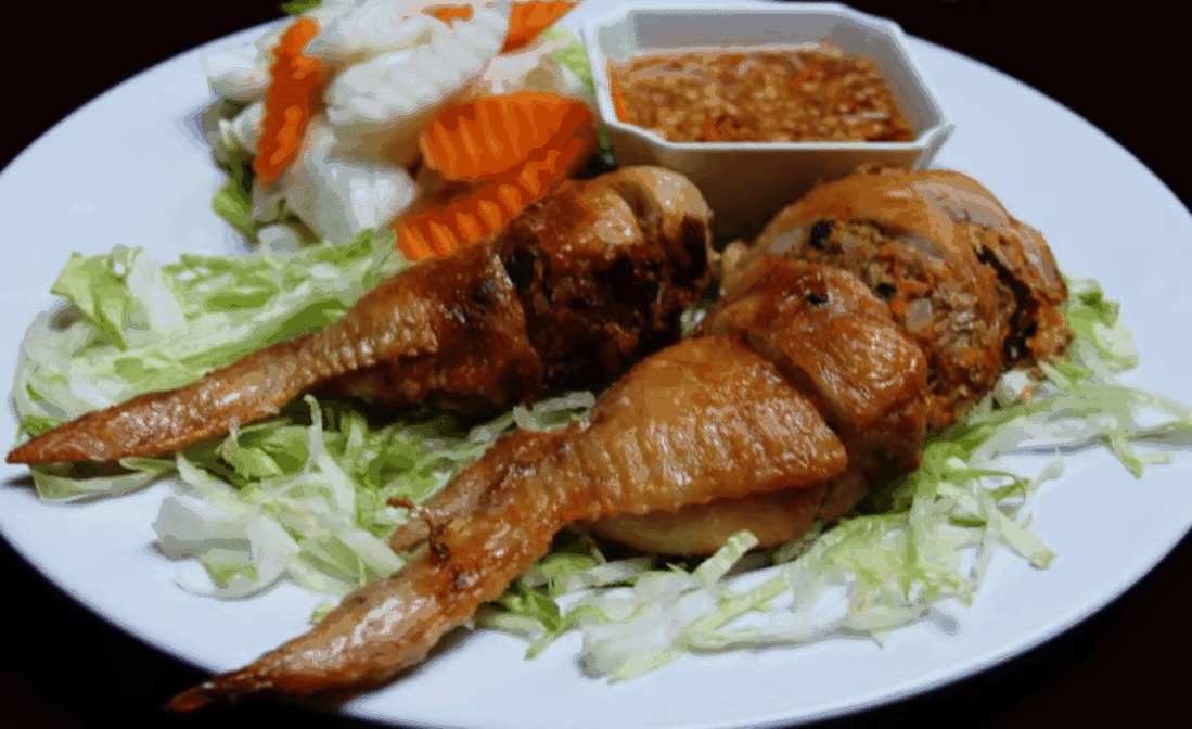 Binh Minh Quan by null