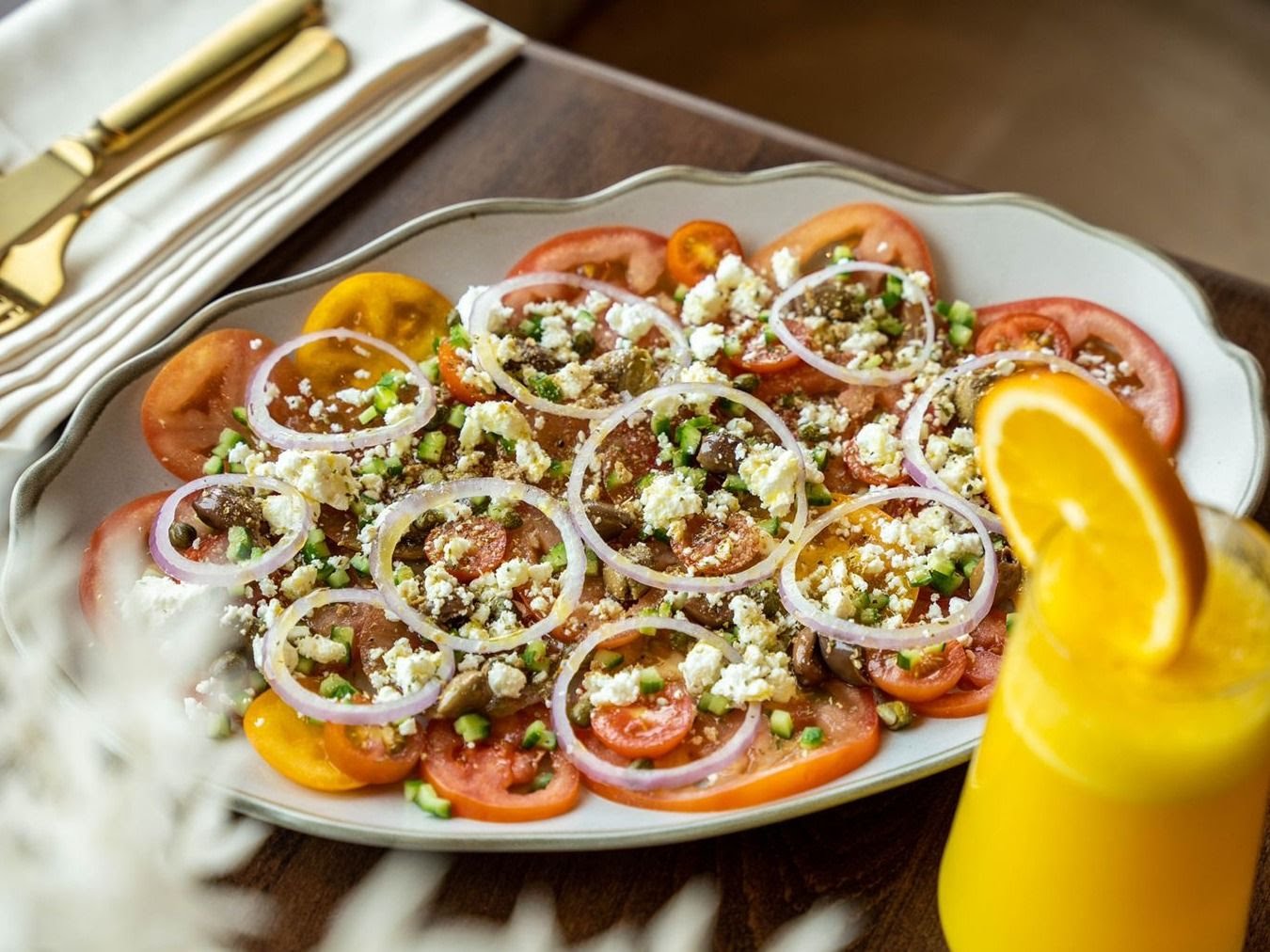 Oii Restaurant & Cafe by null