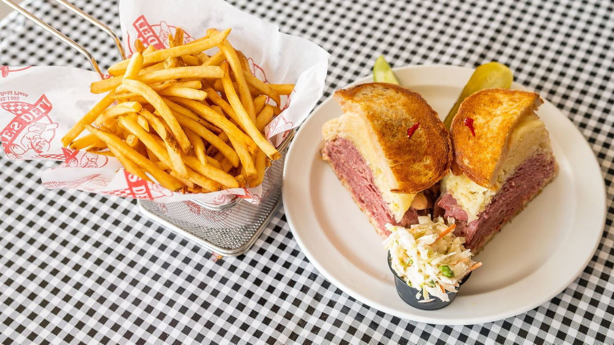 Steve's Deli by null