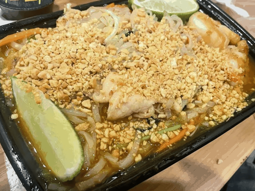 Chinatown On Thayer by null