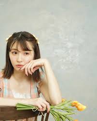 アイコラ 井上さゆり|Amazon.co.jp: 帯付 井上小百合 写真集 存在 乃木坂46 : ファッション