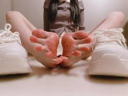 japanesesoles|ぷくあしゅしゃま | 肉球見て🐾 #japanesesoles #cutesoles #footfemdom #足裏 #足裏フェチ #feet  #bigsoles #恋足 #足裏フェチさんと繋がりたい #脚底#足の裏 #asianfeetfetish #footlovers #sole #足底  | Instagram