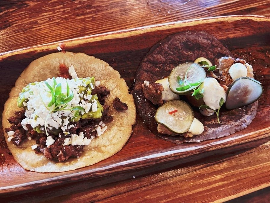 URBANA Mexican Gastronomy & Mixology by null