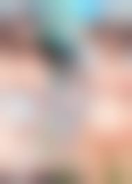 裸体家族|裸家族でビーチに立っての帽子の写真素材・画像素材 Image 65713078